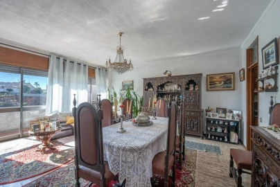 Apartamento T4 para Venda em Santa Marinha e São Pedro da Afurada