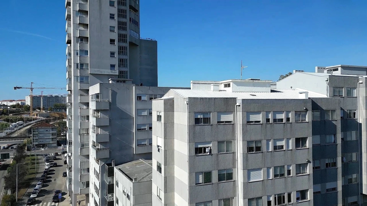 Apartamento T4 para Venda em Santa Marinha e São Pedro da Afurada Foto 19