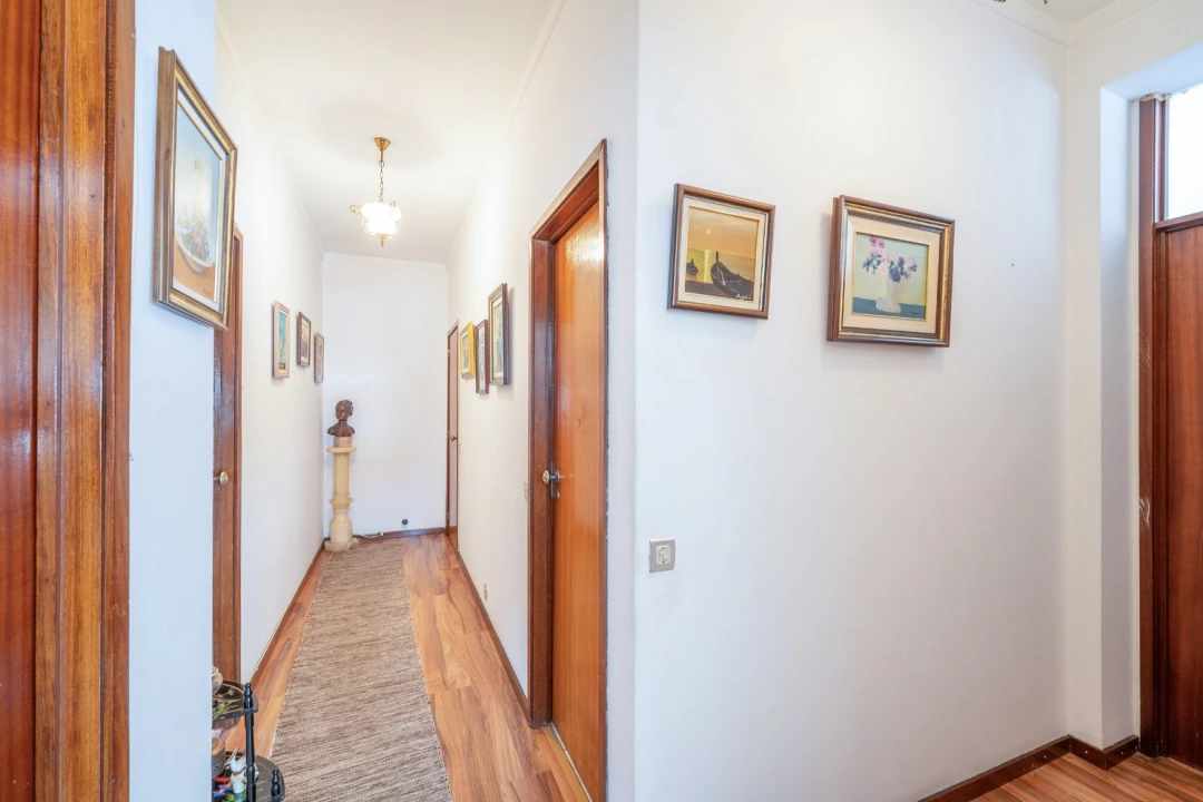 Apartamento T4 para Venda em Santa Marinha e São Pedro da Afurada Foto 14