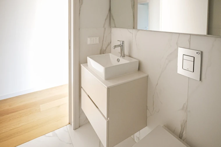 Apartamento T4 para Venda em Santa Marinha e São Pedro da Afurada Foto 7
