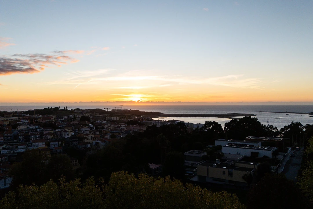 Apartamento T4 para Venda em Santa Marinha e São Pedro da Afurada Foto 2