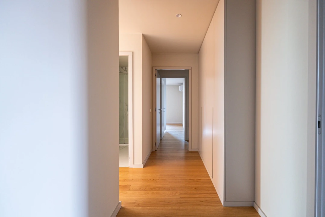 Apartamento T4 para Venda em Santa Marinha e São Pedro da Afurada Foto 9