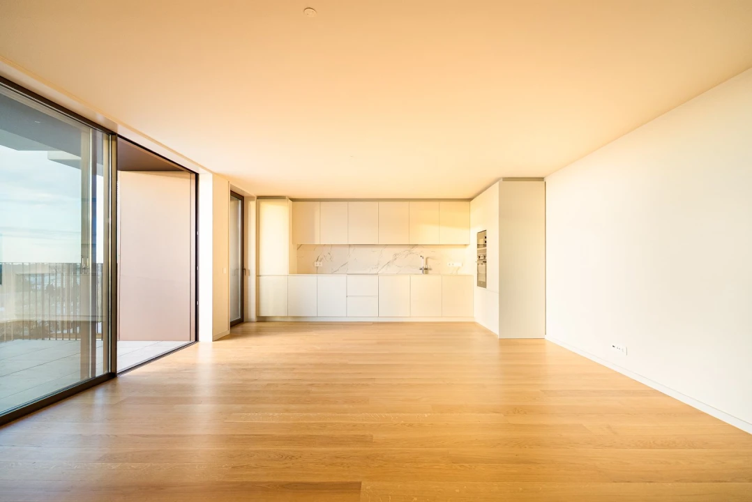 Apartamento T4 para Venda em Santa Marinha e São Pedro da Afurada Foto 3