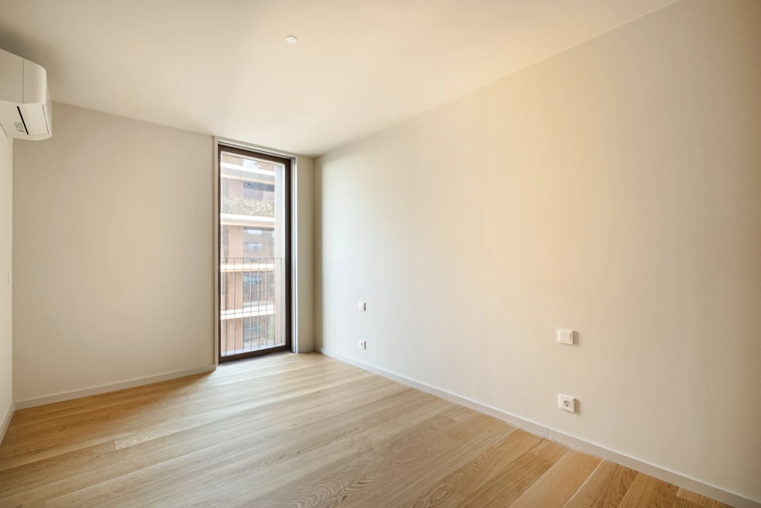Apartamento T4 para Venda em Santa Marinha e São Pedro da Afurada Foto 11