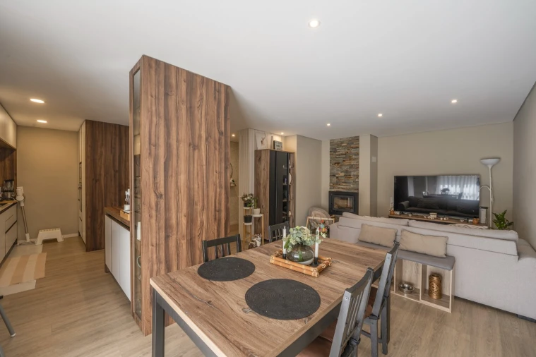 Apartamento T3 para Venda em Rio Tinto Foto 2