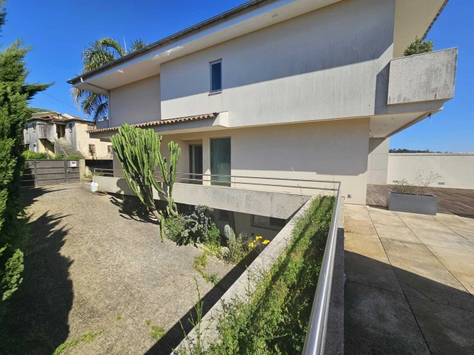 Moradia T3 para Venda em São João da Madeira Foto 6