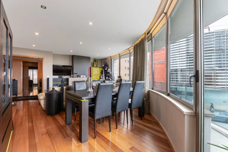 Apartamento T3 para Venda em Santa Marinha e São Pedro da Afurada Foto 2