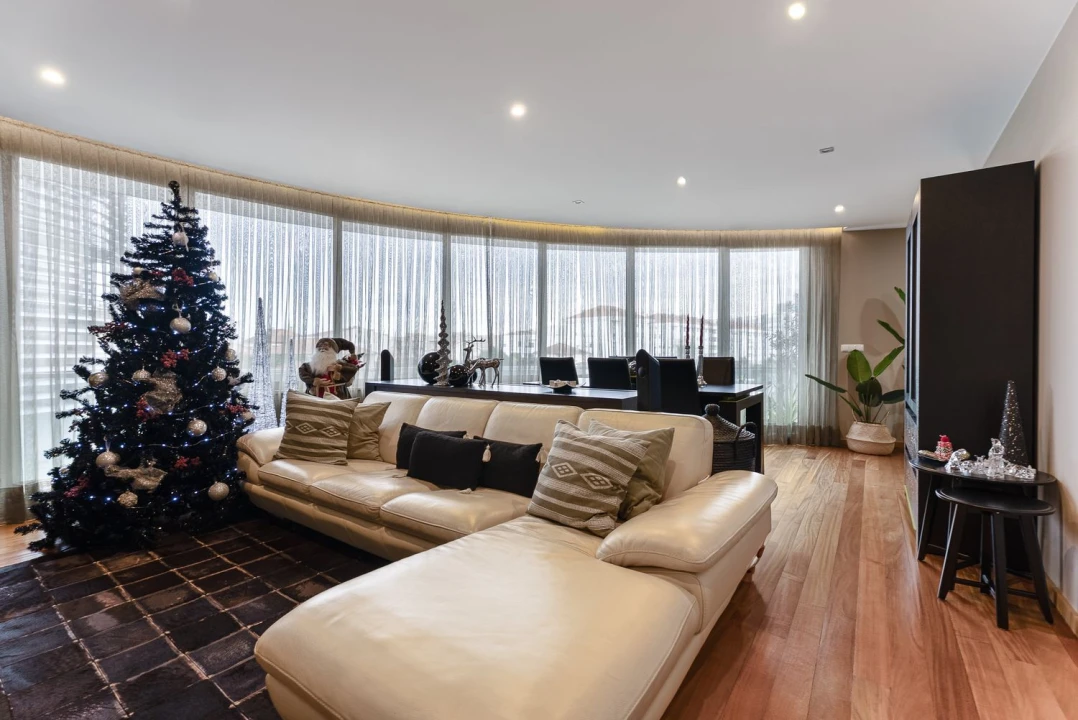 Apartamento T3 para Venda em Santa Marinha e São Pedro da Afurada Foto 1