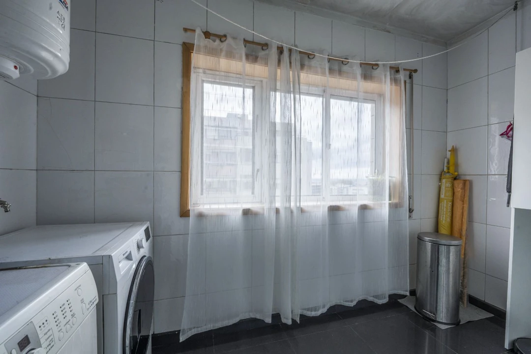 Apartamento T4 para Venda em Mafamude e Vilar do Paraíso Foto 9