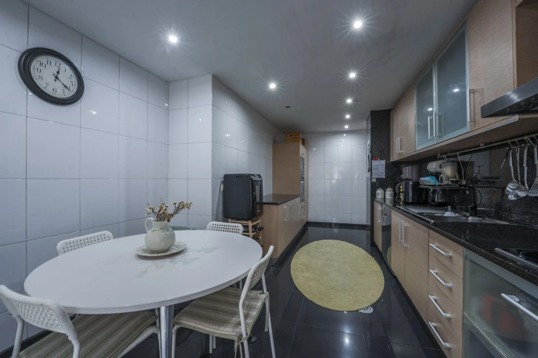Apartamento T4 para Venda em Mafamude e Vilar do Paraíso Foto 10