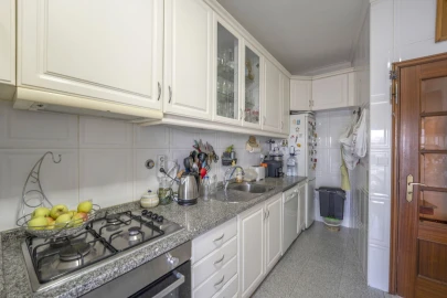 Apartamento T2 para Venda em Pedroso e Seixezelo