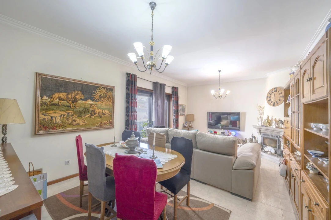 Apartamento T2 para Venda em Pedroso e Seixezelo Foto 1