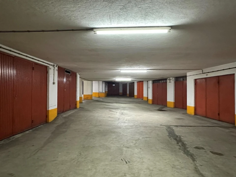 Garagem para Venda em Póvoa de Varzim, Beiriz e Argivai Foto 3