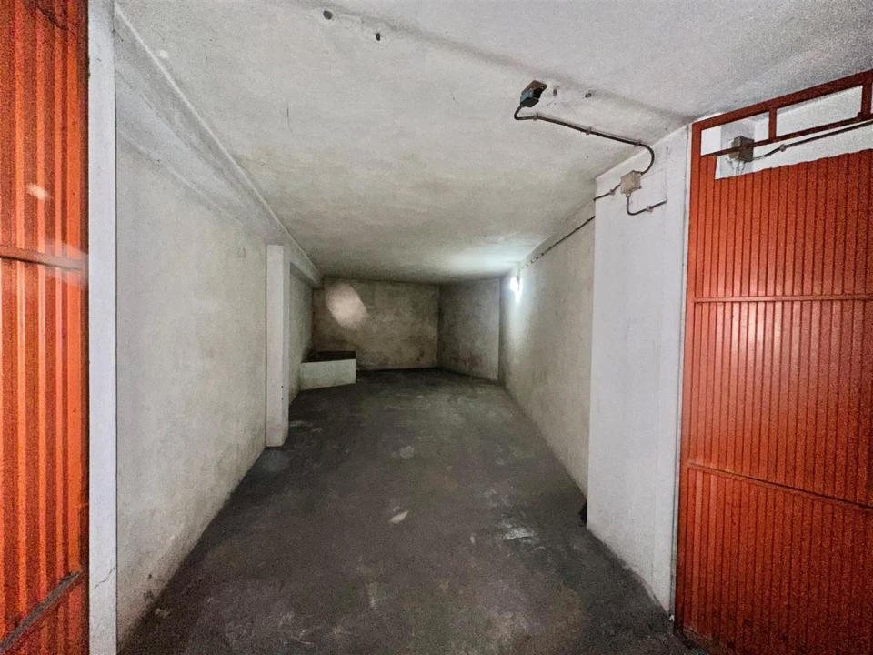 Garagem para Venda em Póvoa de Varzim, Beiriz e Argivai Foto 1