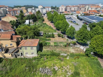 Moradia T3 para Venda em Santa Marinha e São Pedro da Afurada