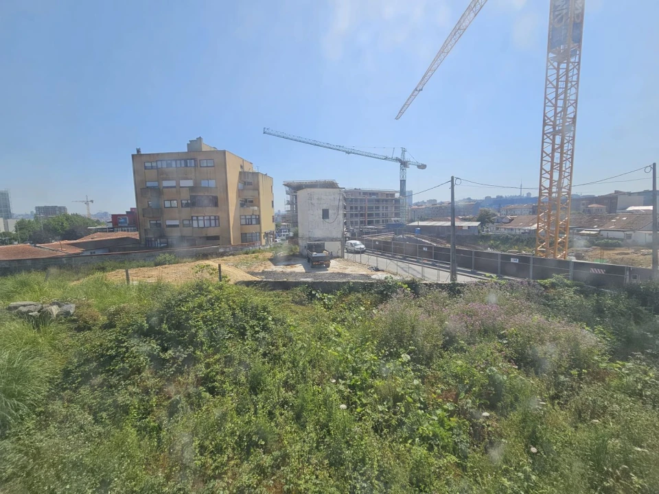 Moradia T3 para Venda em Santa Marinha e São Pedro da Afurada Foto 10