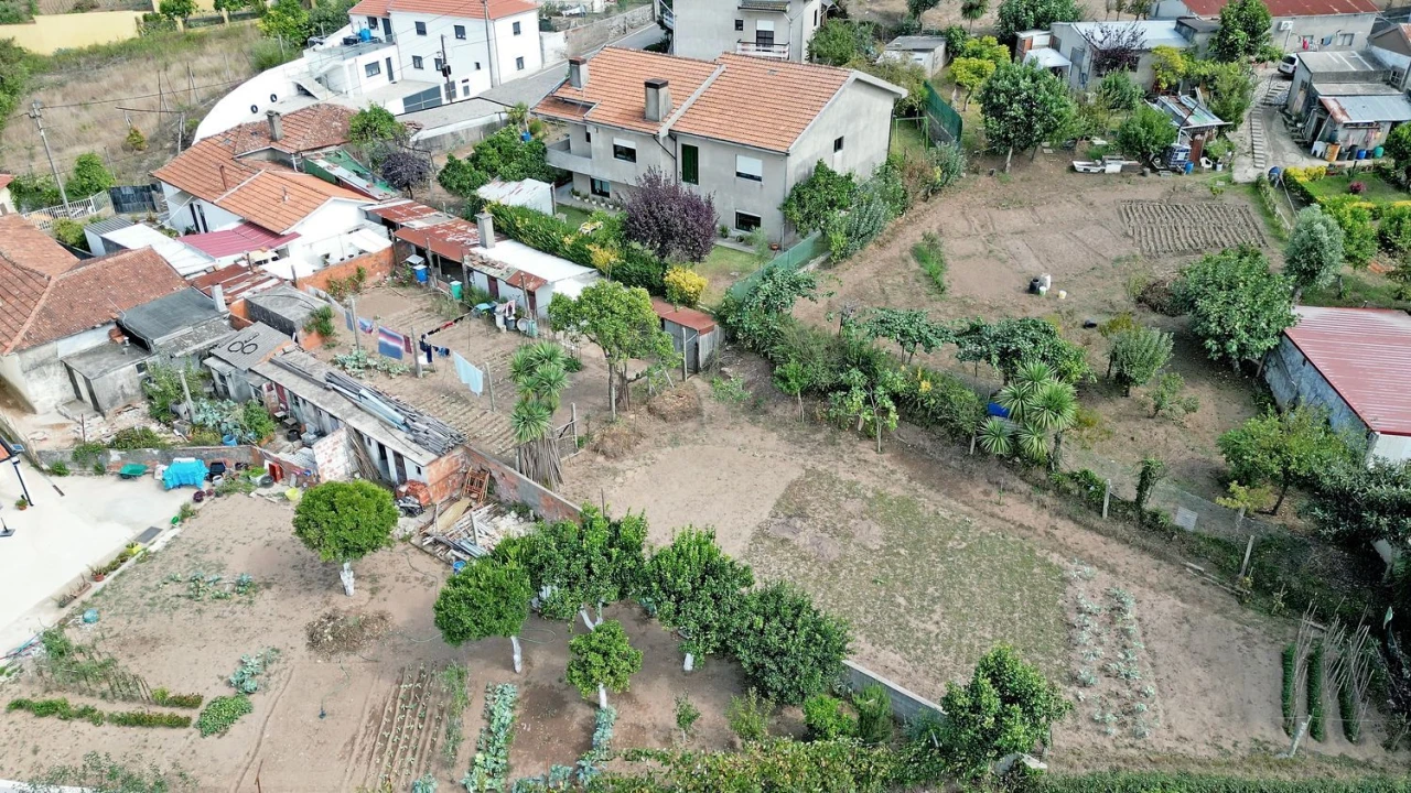 Prédio para Venda em Sandim, Olival, Lever e Crestuma Foto 13