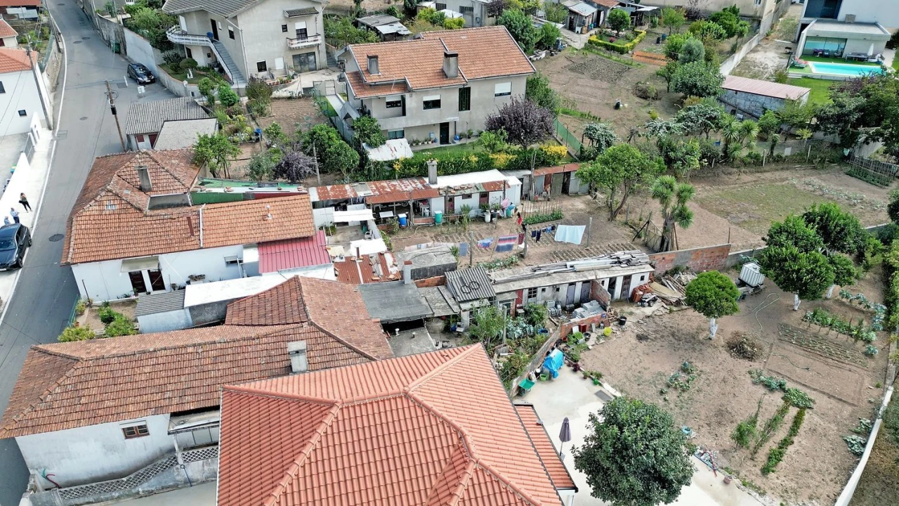 Prédio para Venda em Sandim, Olival, Lever e Crestuma Foto 11