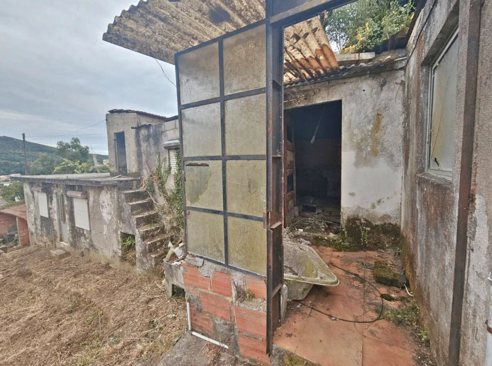 Moradia T2 para Venda em Fânzeres e São Pedro da Cova Foto 13