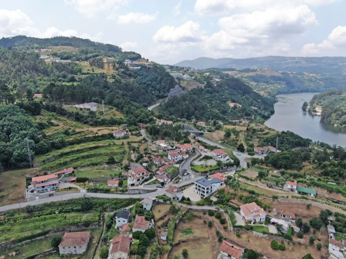 Moradia T2 para Venda em Fornos Foto 2