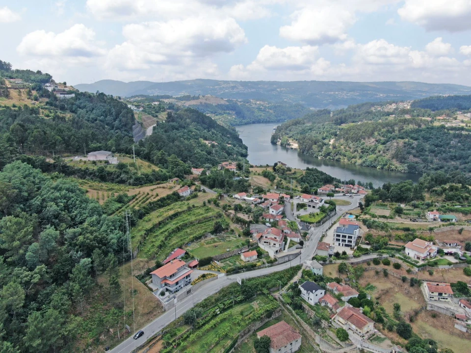 Moradia T2 para Venda em Fornos Foto 3