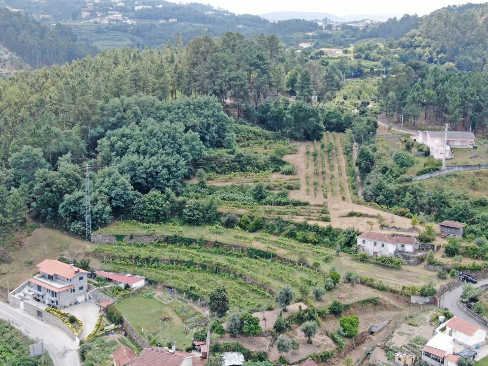 Moradia T2 para Venda em Fornos Foto 1