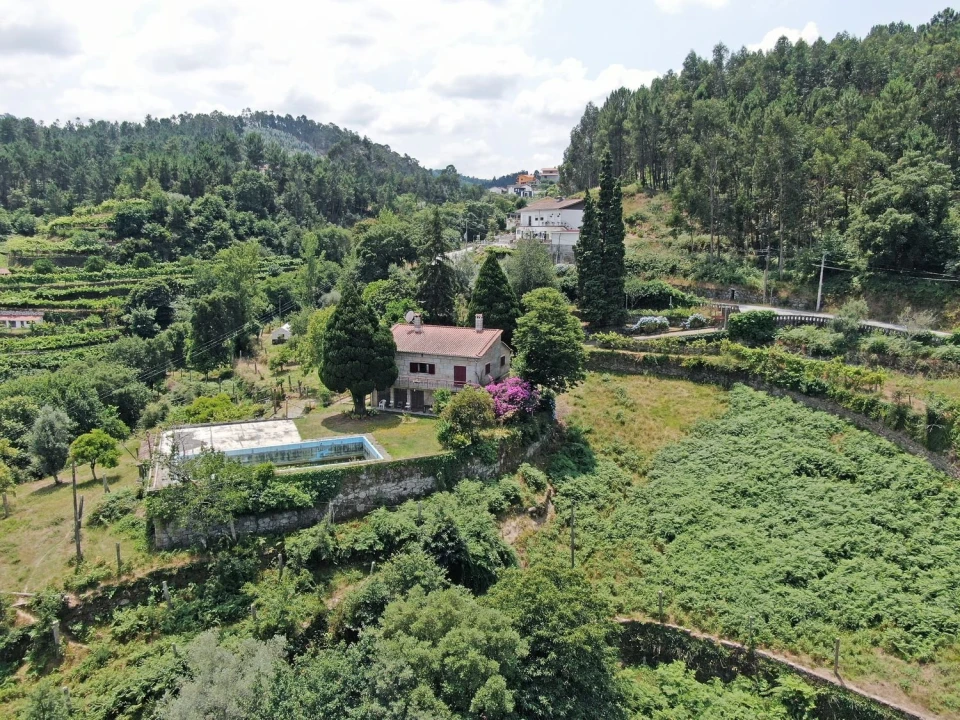 Quinta T4 para Venda em Fornos Foto 2