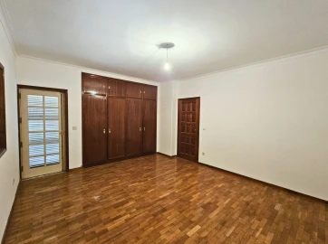 Moradia T4 para Venda em Canidelo