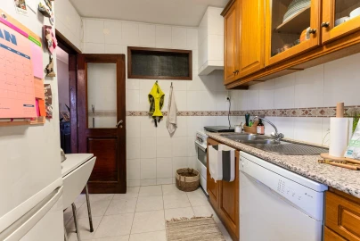 Moradia T2 para Venda em Santa Marinha e São Pedro da Afurada