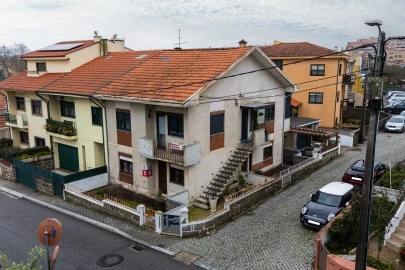 Moradia T2 para Venda em Santa Marinha e São Pedro da Afurada
