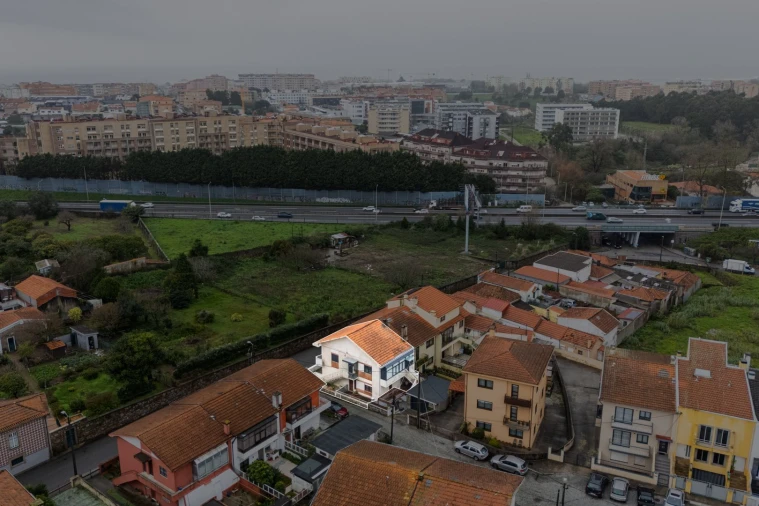 Moradia T2 para Venda em Santa Marinha e São Pedro da Afurada Foto 13