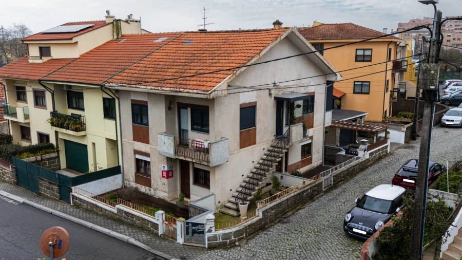 Moradia T2 para Venda em Santa Marinha e São Pedro da Afurada