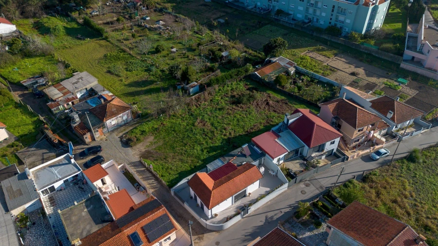 Terreno para Venda em Canelas Foto 9