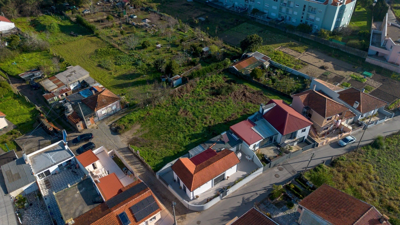 Terreno para Venda em Canelas Foto 9