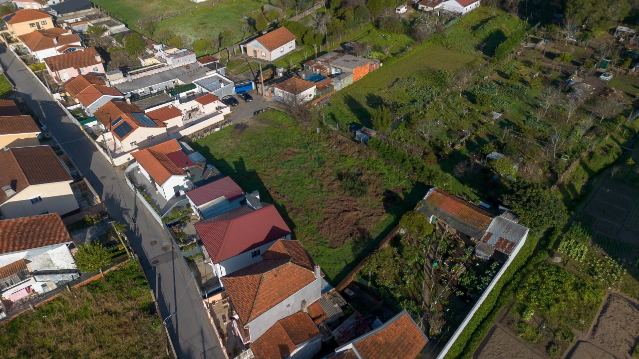Terreno para Venda em Canelas Foto 8