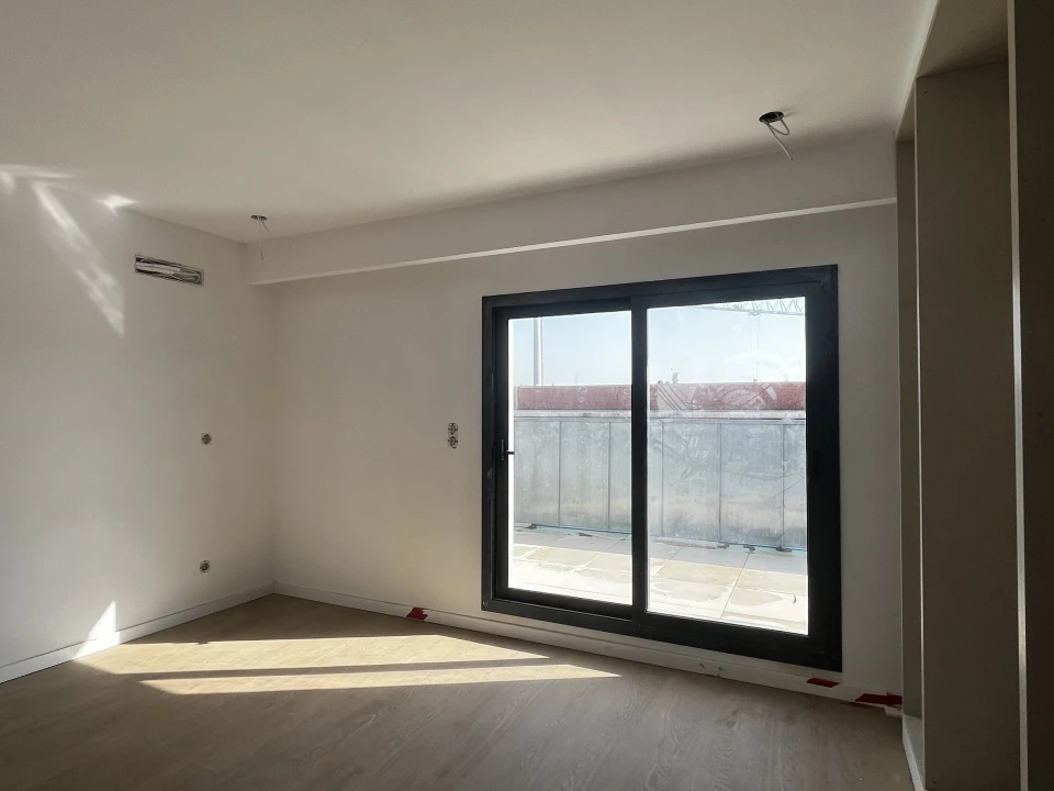 Apartamento T1 para Venda em Gulpilhares e Valadares Foto 1
