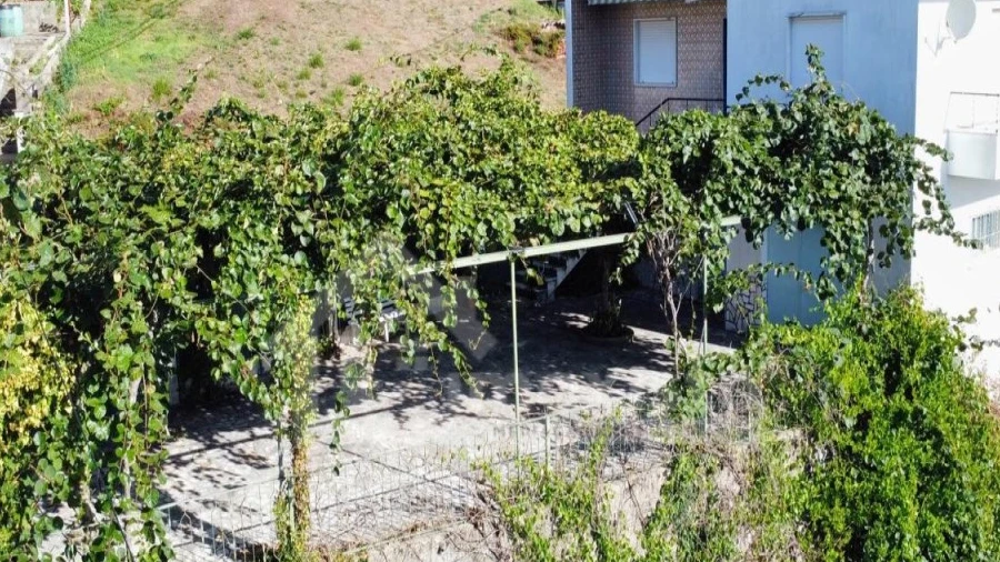 Moradia T3 para Venda em Castanheira de Pêra e Coentral