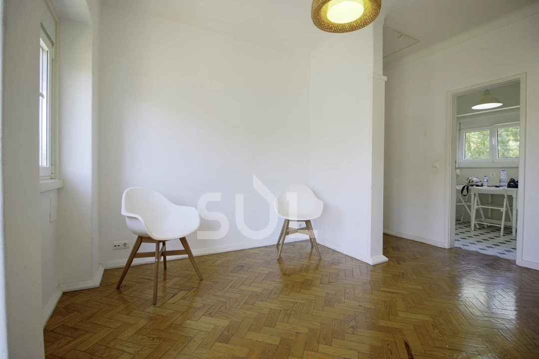 Apartamento T2 para Venda em Alvalade Foto 7