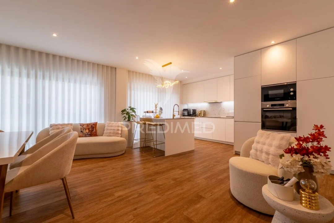 Apartamento T3 para Venda em Alvor Foto 14