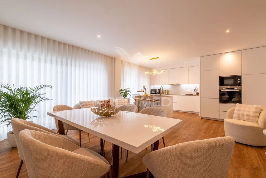Apartamento T3 para Venda em Alvor Foto 8