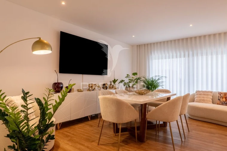Apartamento T3 para Venda em Alvor Foto 17
