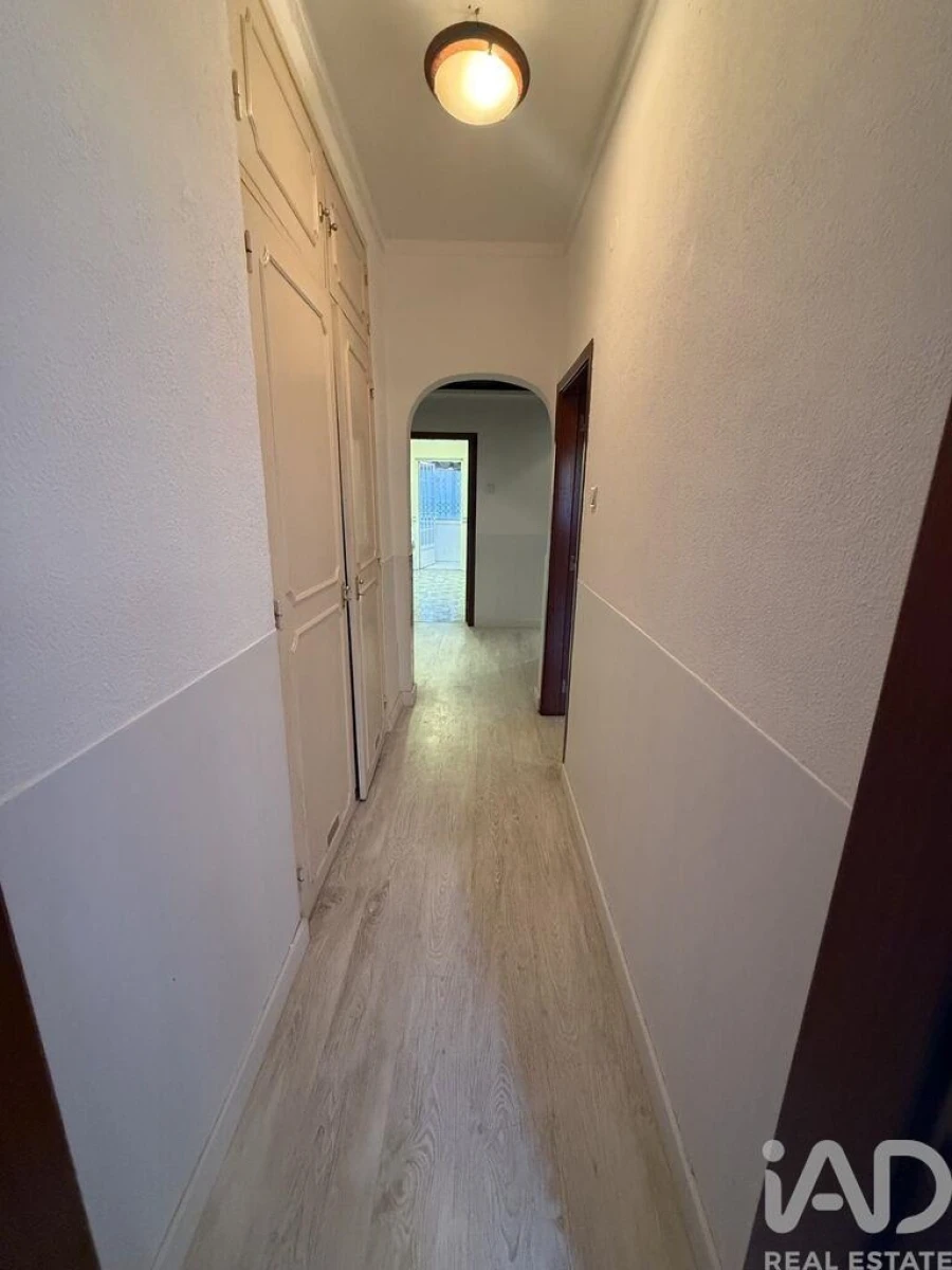Apartamento T1 para Venda em Lumiar Foto 11