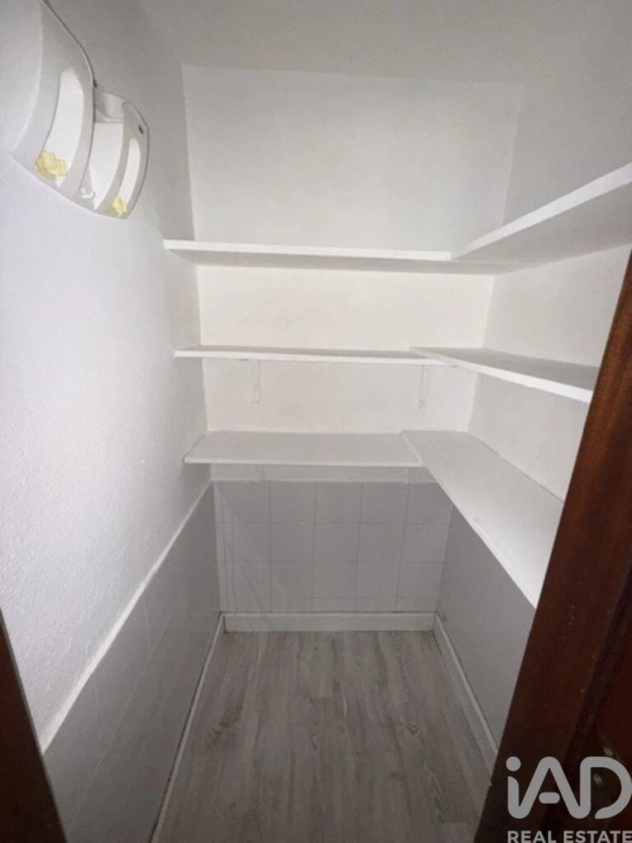 Apartamento T1 para Venda em Lumiar Foto 2