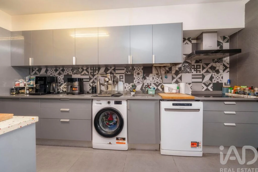 Apartamento T3 para Venda em Faro (Sé e São Pedro) Foto 13