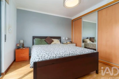 Apartamento T3 para Venda em Faro (Sé e São Pedro)
