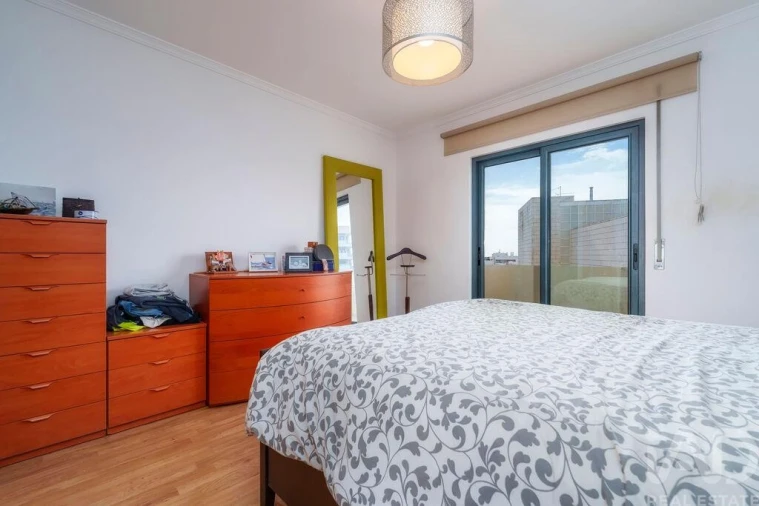 Apartamento T3 para Venda em Faro (Sé e São Pedro) Foto 19