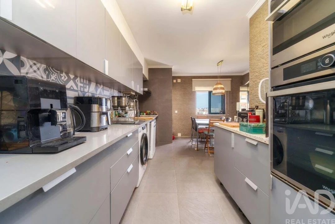 Apartamento T3 para Venda em Faro (Sé e São Pedro) Foto 11
