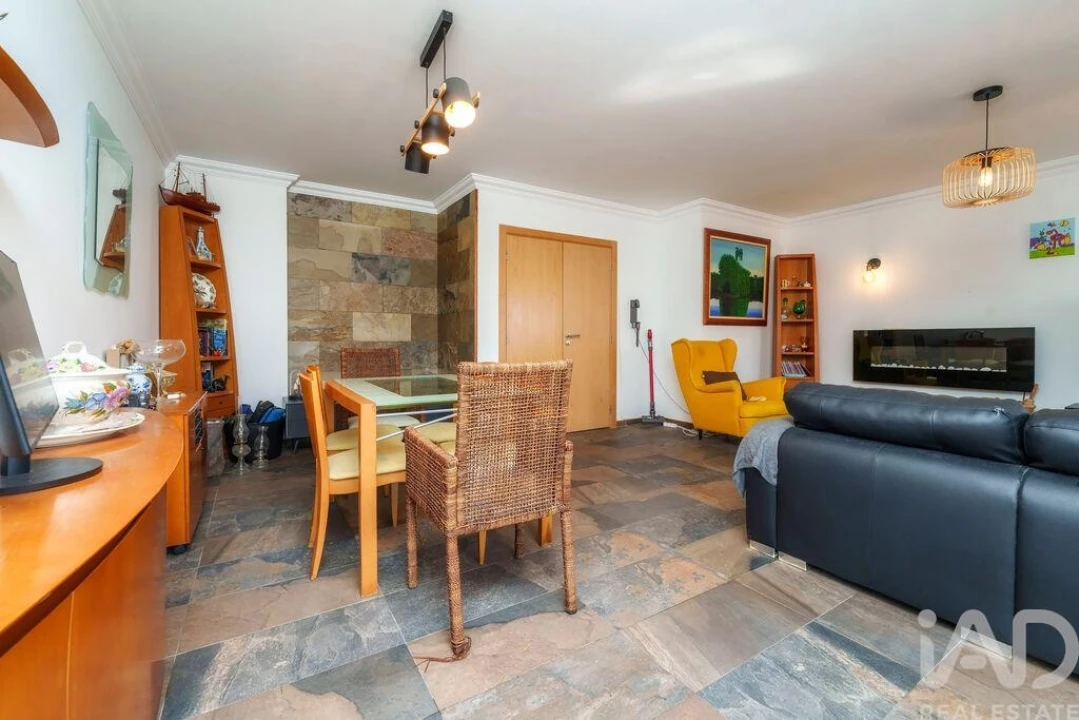Apartamento T3 para Venda em Faro (Sé e São Pedro) Foto 3