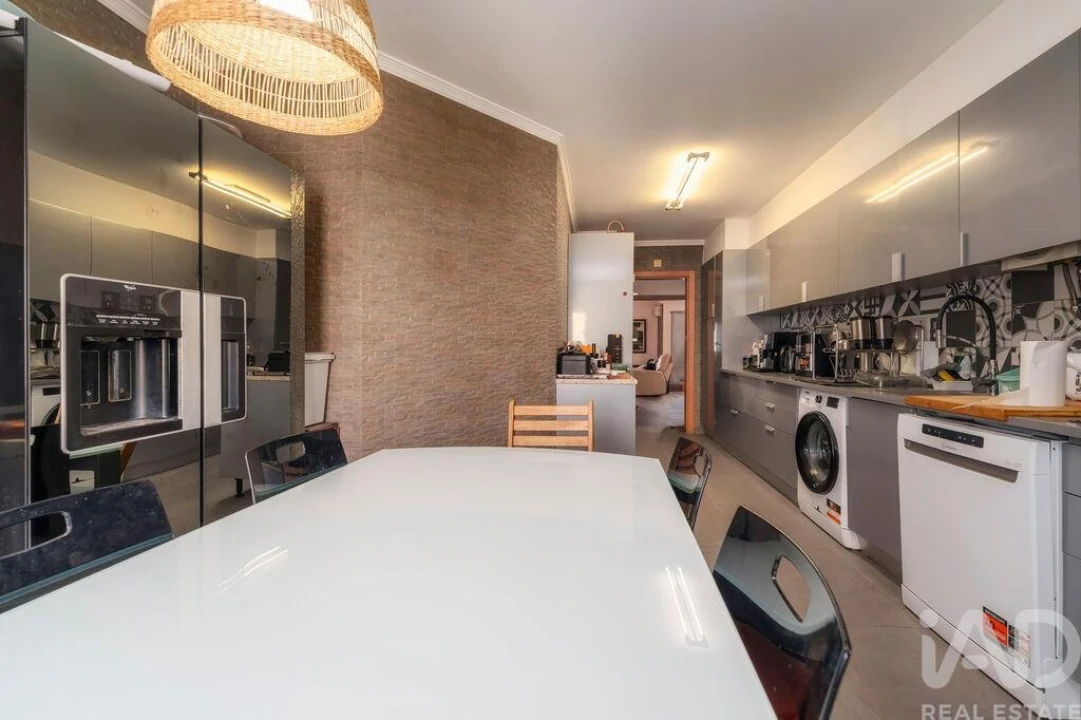 Apartamento T3 para Venda em Faro (Sé e São Pedro) Foto 14