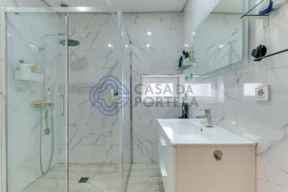 Moradia T3 para Venda em Perafita, Lavra e Santa Cruz do Bispo